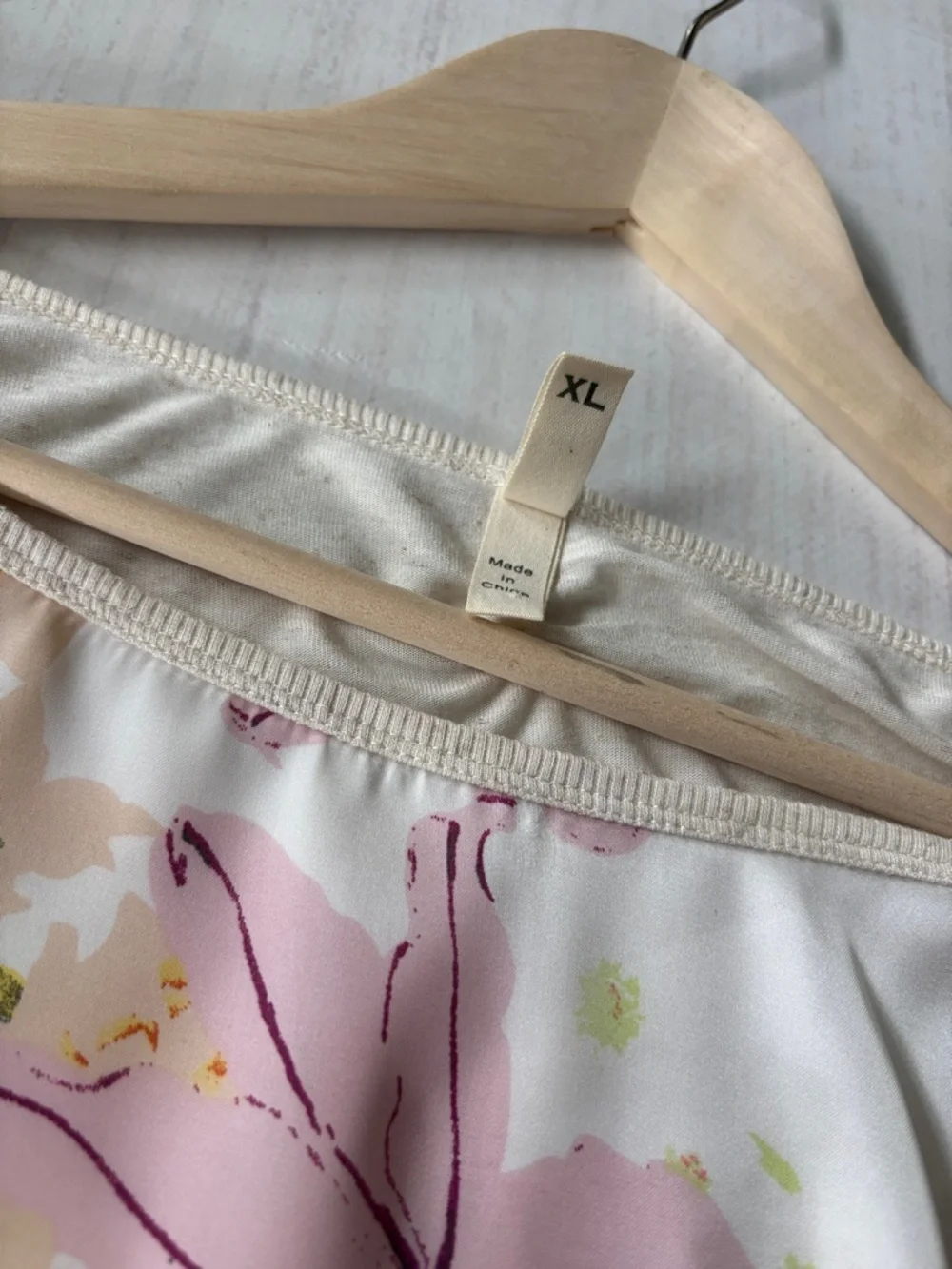 Exec Cond Anthropologie Tiny Brand Floral Mix-Print Boho Satin Blouse in Cream - Picture 17 of 17